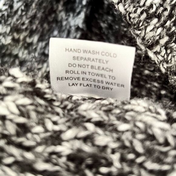 ModCloth Plus Size Drapey Open Front Knit Cardigan - Picture 5 of 6